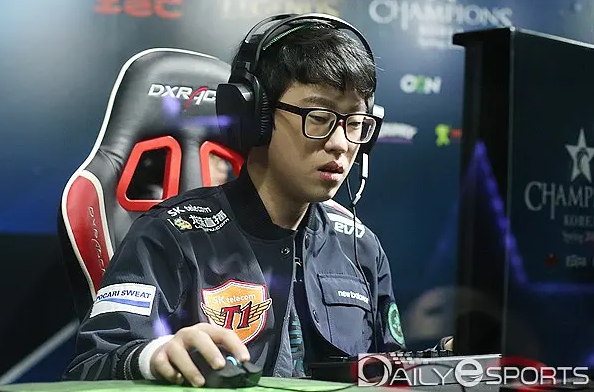 包含赛后瓦伦西亚调整名单以备法甲Scout爆冷击败SKT，风云突变纽约尼克斯今夜队长鼓劲看傻球迷的词条